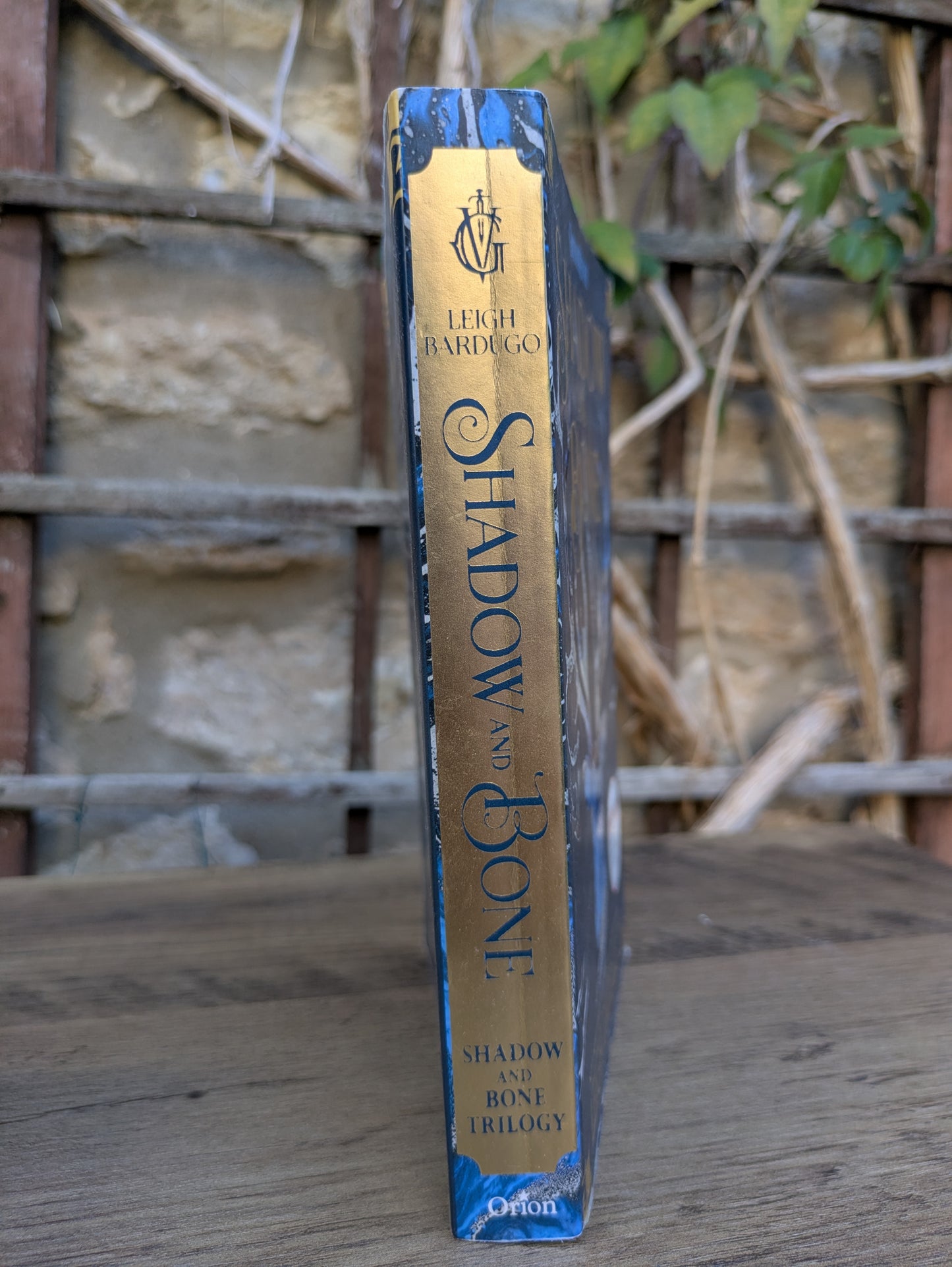 Shadow and Bone Series Bundle (Books 1 & 2) - Leigh Bardugo