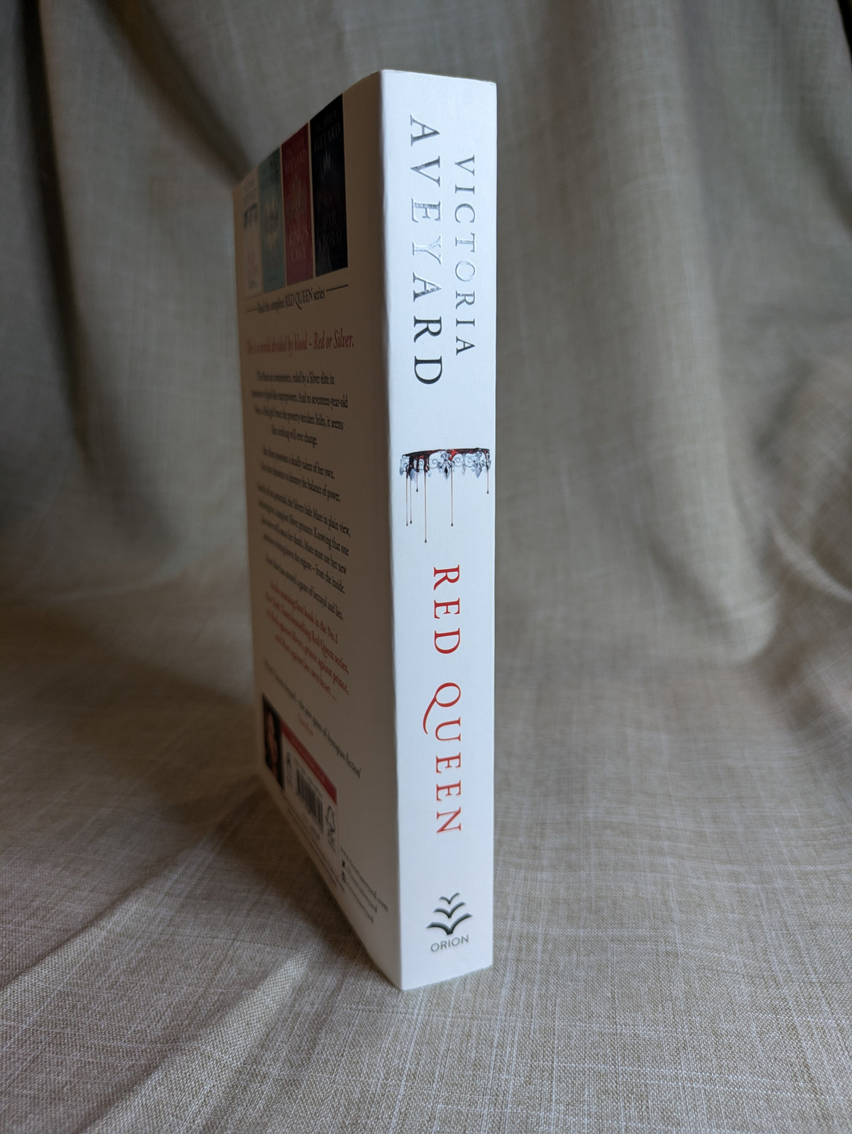 Red Queen - Victoria Aveyard